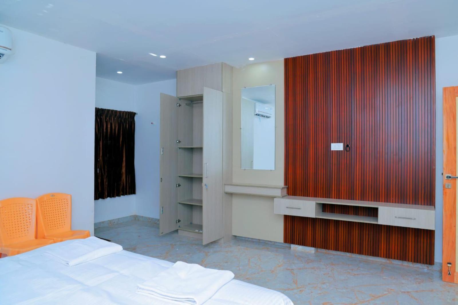 Grand Sangeetham Inn Tiruchchendur Luaran gambar
