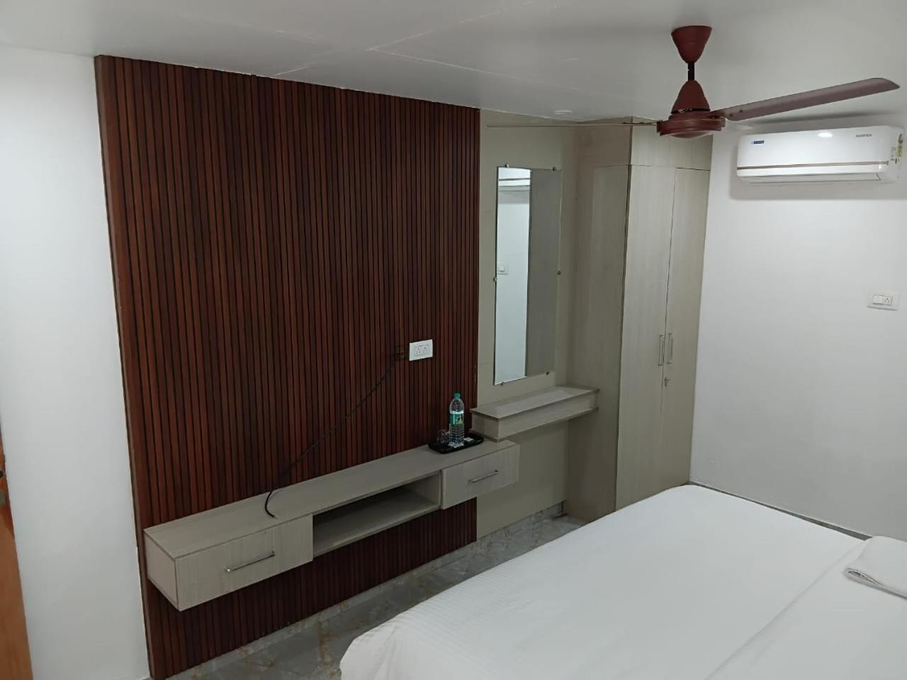 Grand Sangeetham Inn Tiruchchendur Luaran gambar